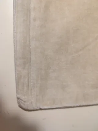 Cuscino Petit Point fiori Laura Ashley