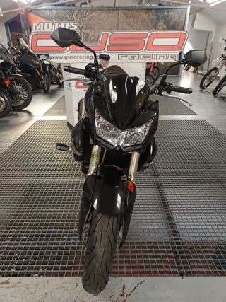 Kawasaki Z1000 Negra