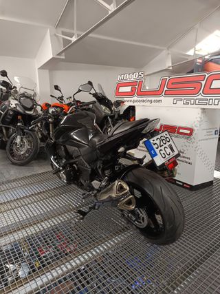 Kawasaki Z1000 Negra