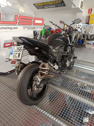 Kawasaki Z1000 Negra