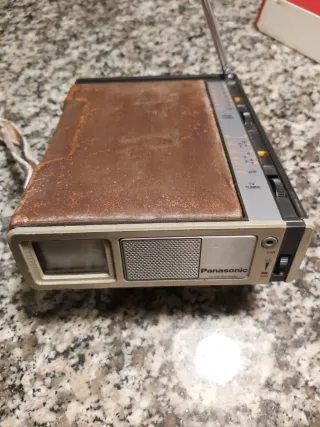 TV Bianco/Nero Panasonic con Radio FM