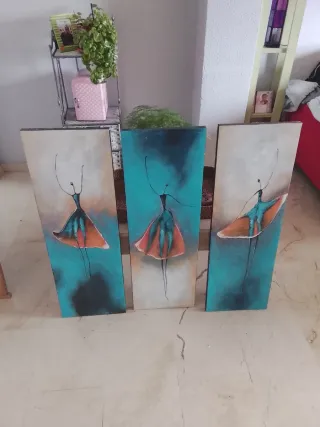 Tre quadri astratti di ballerine