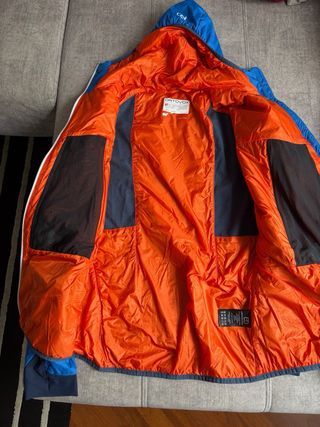 Chaqueta Ortovox Azul y Naranja