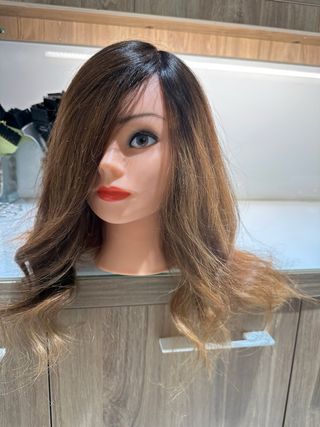 Maniquí Peluquería Cabello Natural