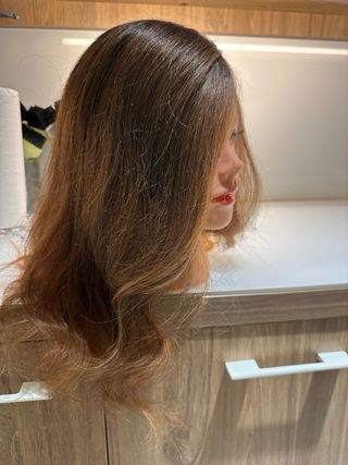 Maniquí Peluquería Cabello Natural