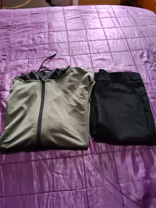 Lote deportivo mujer: Chaqueta y pantalón