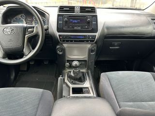 Toyota Land Cruiser 150 2020