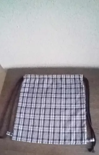 Mochilas, monederos, turbantes con tela de hierbas