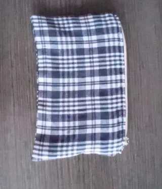 Mochilas, monederos, turbantes con tela de hierbas