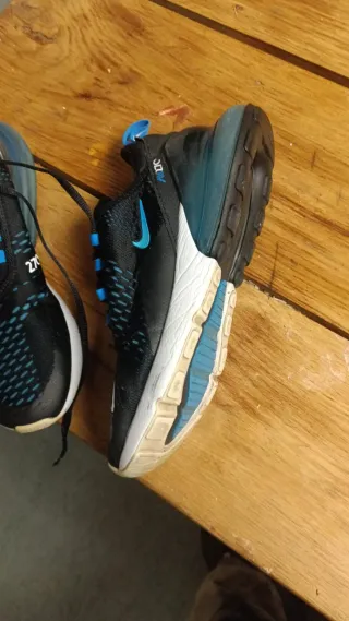 Zapatillas Nike Air Max 270 Negras y Azules