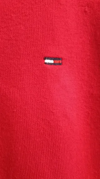 Jersey Tommy Hilfiger Rojo con Parches