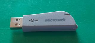 Receptor USB Microsoft Canada 210 Combo