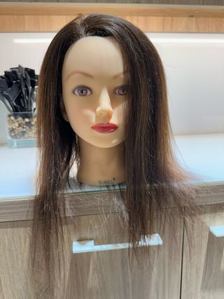 Maniquí peluquería cabello natural Sibel