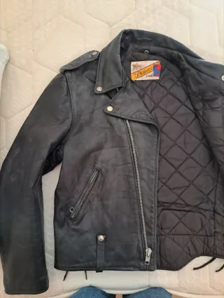 Cazadora Schott 115 Talla 42 Negra