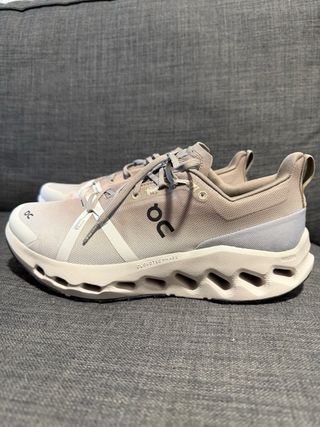 On Running Cloud 44 Beige/Gris