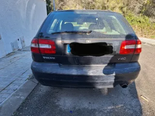 Volvo V40 2001