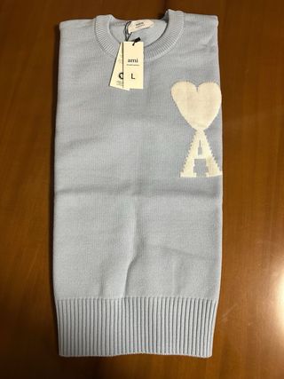 Jersey Ami Paris Azul Claro Corazón Blanco