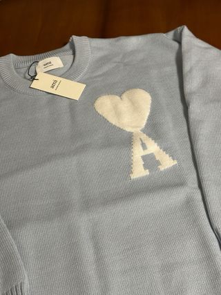 Jersey Ami Paris Azul Claro Corazón Blanco