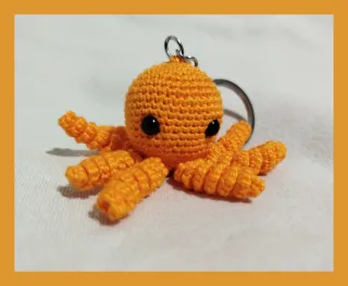 Llavero Pulpo Crochet Naranja