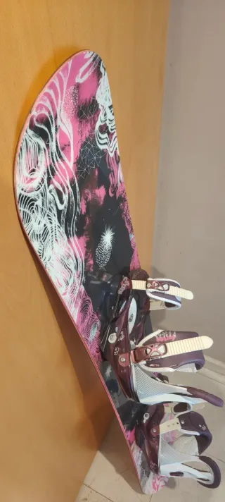 Tabla Snowboard ROSSIGNOL + Fijaciones BURTON
