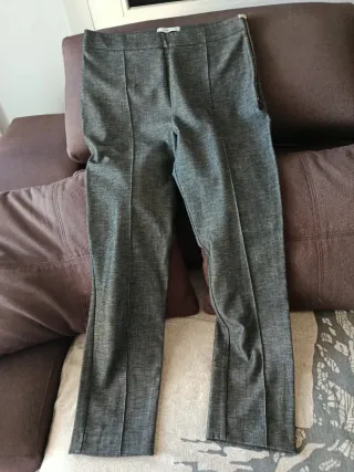 Pantalón gris largo