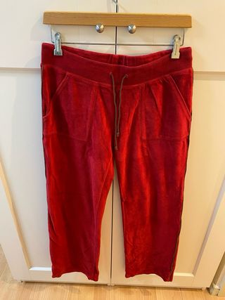 Chándal terciopelo rojo Women'secret