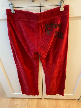 Chándal terciopelo rojo Women'secret