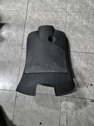 Contraescudo Vespa LX