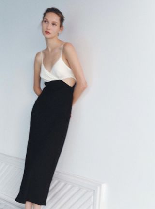 Vestido Zara Negro y Blanco Talla S. con etiqueta.