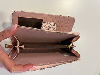 Monedero Guess Rosa y Dorado