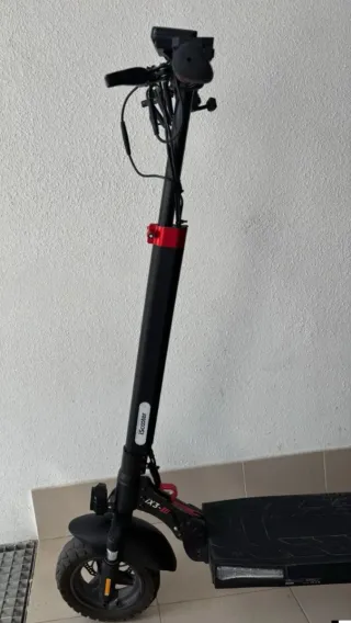 Patinete Eléctrico Negro