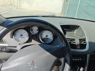 Peugeot 207 2009