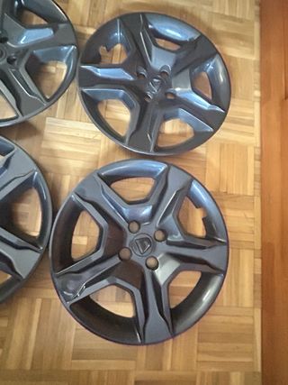 Tapacubos Sandero (Set de 4)
