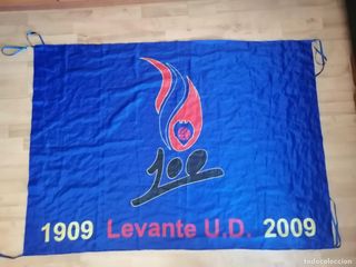 Bandera Levante U.D. Centenario 1909-2009