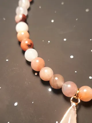 Collar hecho a mano cuarzo rosa y multicolor