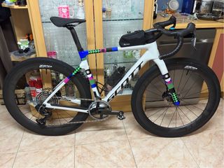 Bicicleta Gravel Scott addict rc