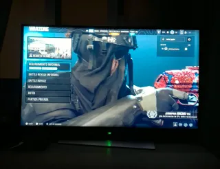 Televisor Loewe Negro y Plateado