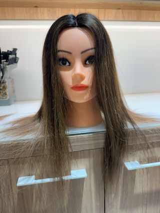 Maniquí peluquería cabello natural