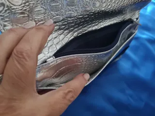 Cartera de fiesta plateada