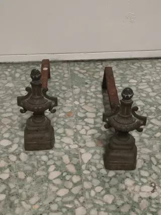 Morillos chimenea bronce