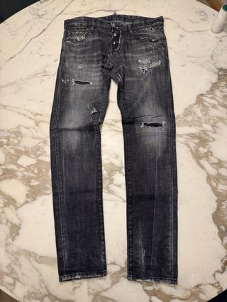 Lote 8 Pantalones Dsquared y Balmain