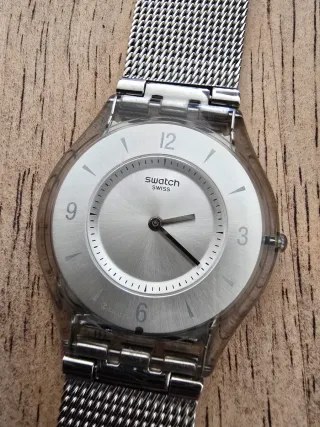 Orologio Swatch Skin con Maglia Metallica Trasparente