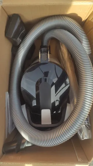 Aspiradora Rowenta Compact Power XXL +tubo nuevo