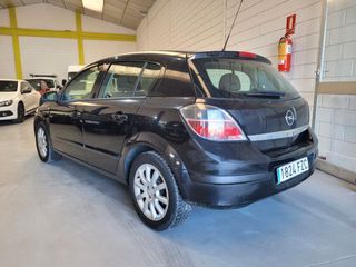 Opel Astra 2008