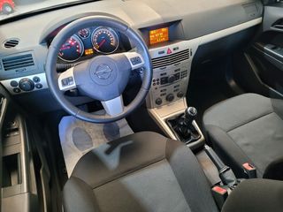 Opel Astra 2008