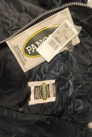 Impermeable con forro interior desmontable