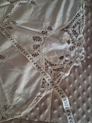 Tovaglia fatta a mano , ricamata