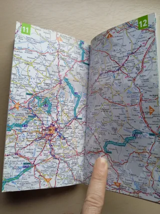 Espana En Moto/ Spain on a Motorbike (Spanish E...