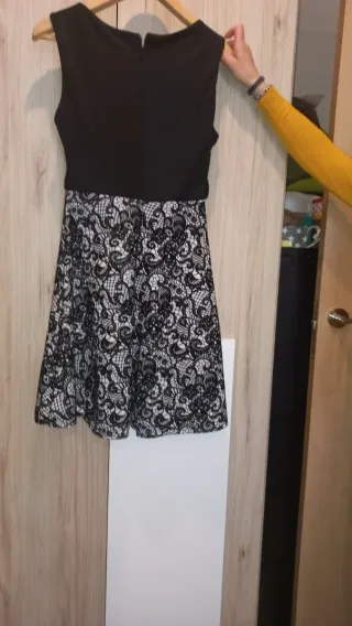 Vestido negro y blanco mujer