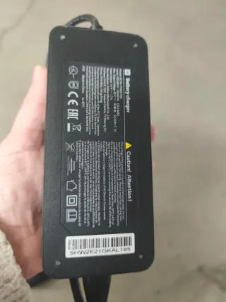 Patinete Xiaomi Mi Essential Negro